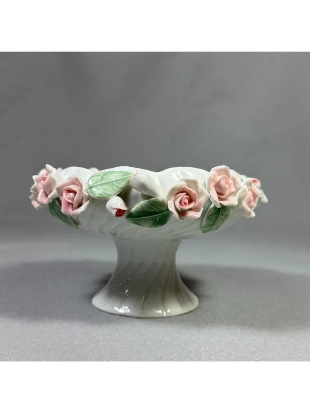 Vintage Encrusted Porcelain Rose Pedestal Bowl Capodimonte Style Candy Dish - Picture 10 of 11